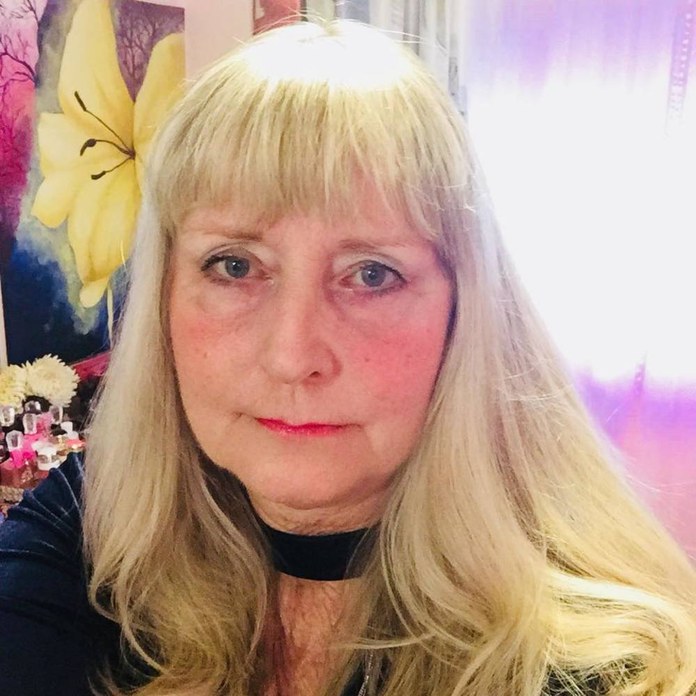 Meet your Posher, Ingrid